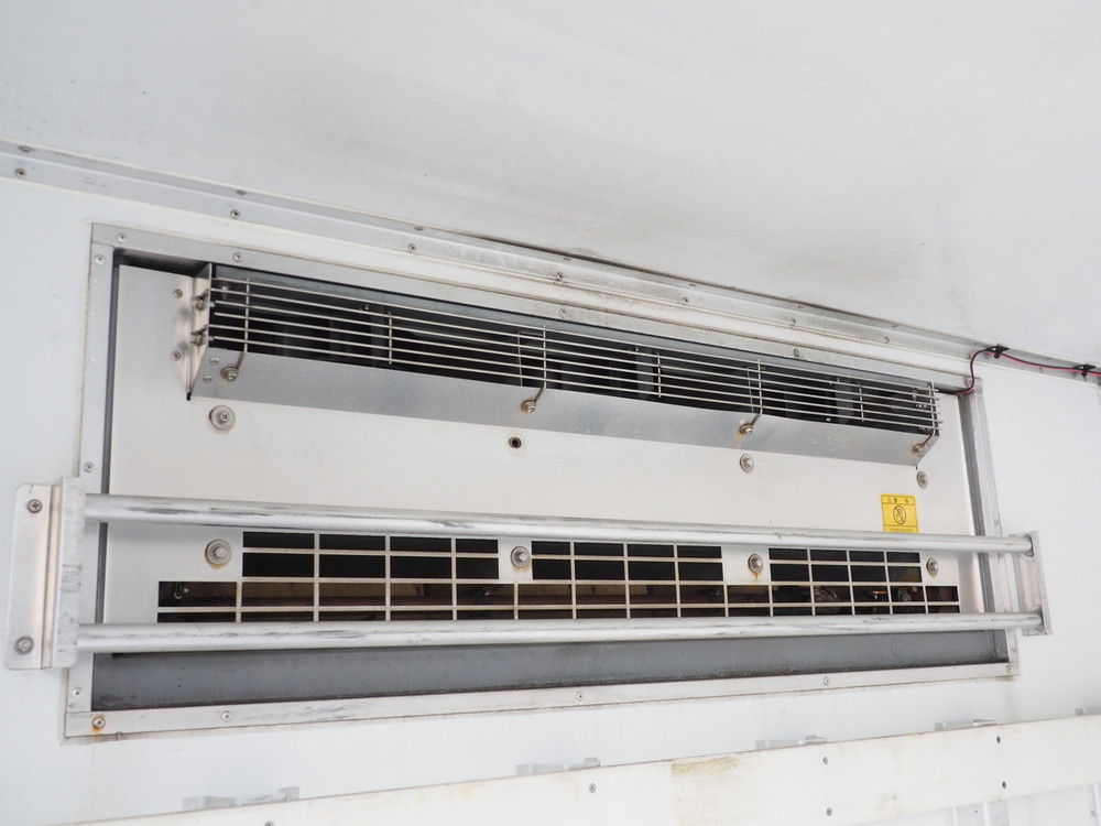 三菱ふそう ファイター 冷凍バン 中型 TKG-FK64F 年式 H28[写真24]