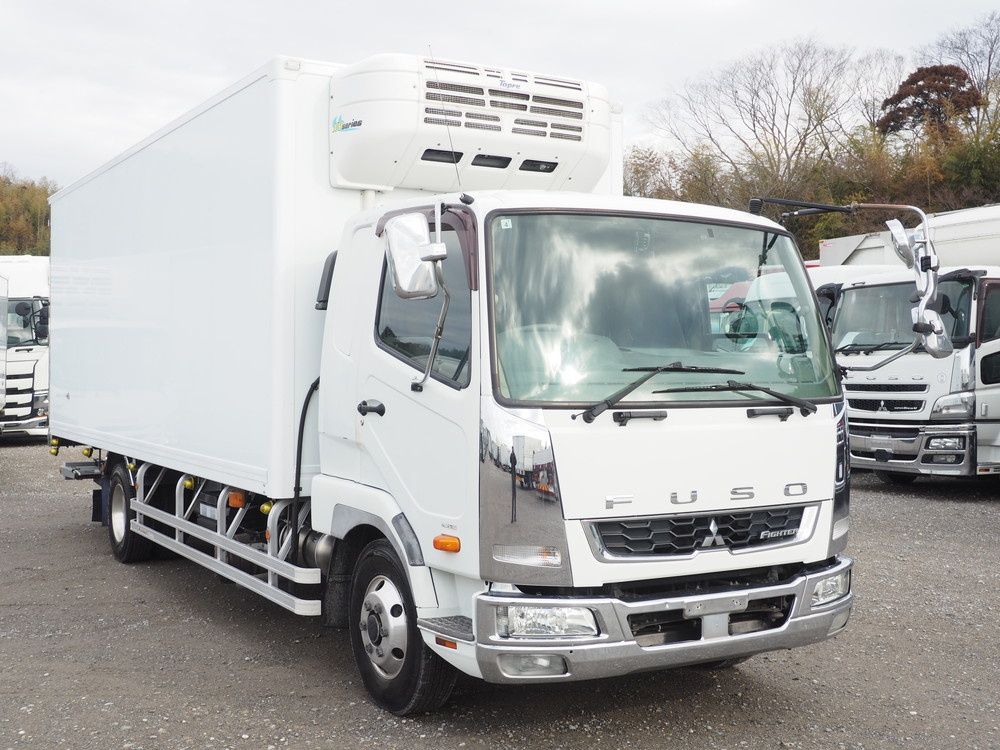 三菱ふそう ファイター 冷凍バン 中型 TKG-FK64F 年式 H28[写真03]