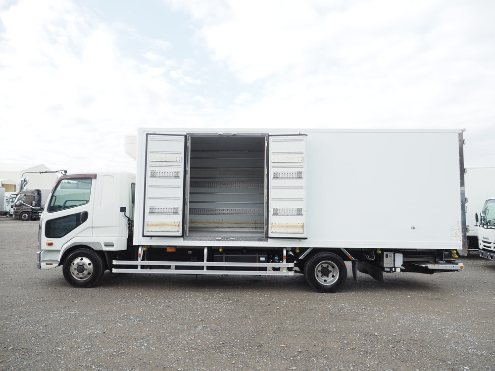 三菱ふそう ファイター 冷凍バン 中型 TKG-FK64F 年式 H28[写真20]