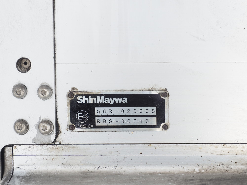 三菱ふそう ファイター 冷凍バン 中型 TKG-FK64F 年式 H28[写真28]