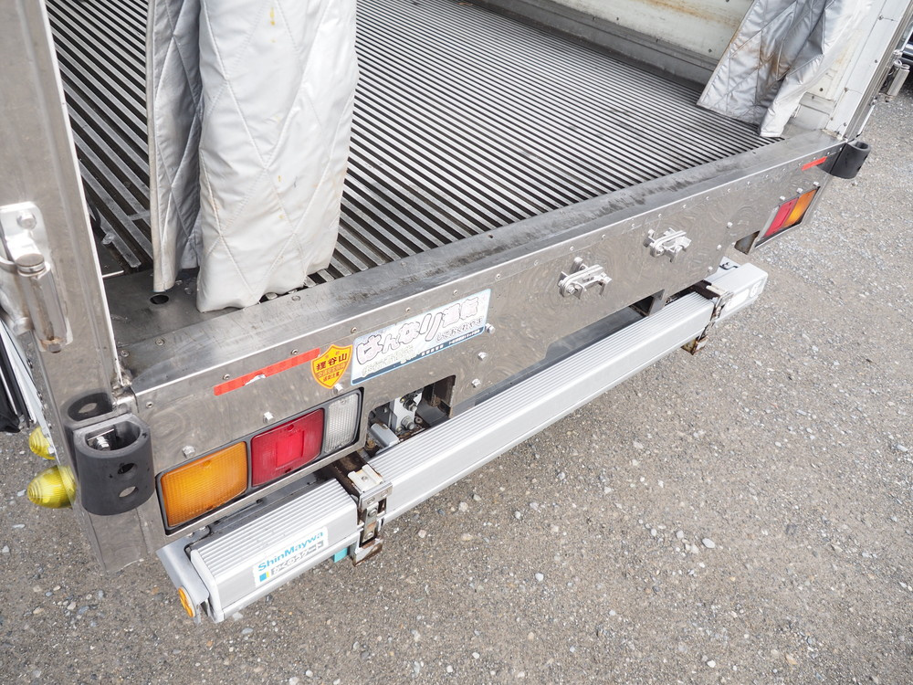 三菱ふそう ファイター 冷凍バン 中型 TKG-FK64F 年式 H28[写真19]