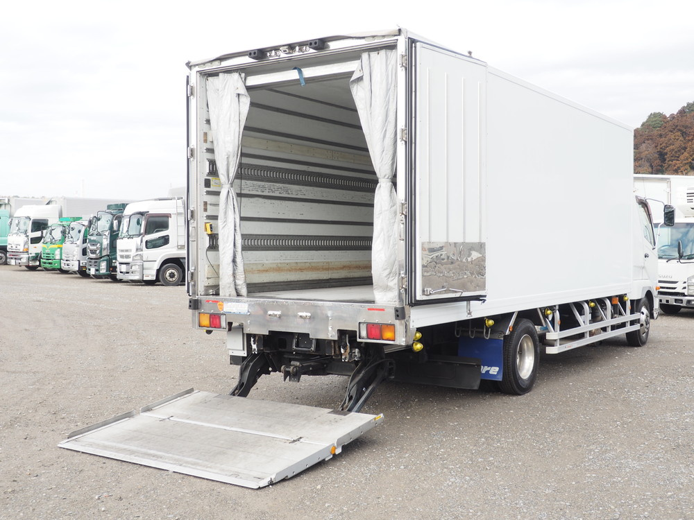 三菱ふそう ファイター 冷凍バン 中型 TKG-FK64F 年式 H28[写真25]