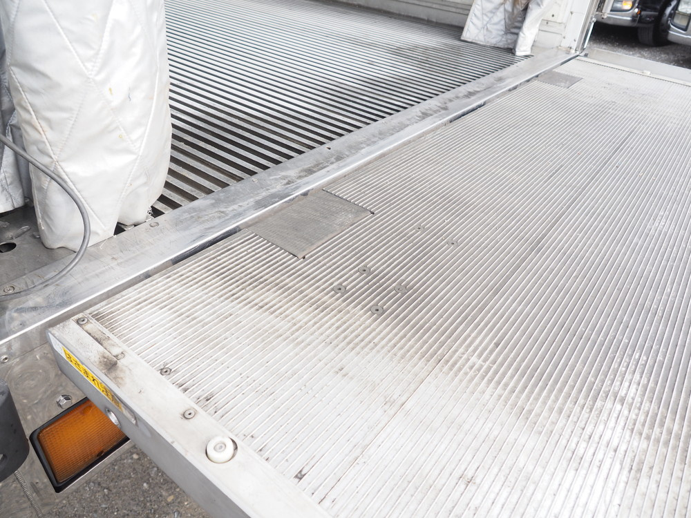 三菱ふそう ファイター 冷凍バン 中型 TKG-FK64F 年式 H28[写真27]