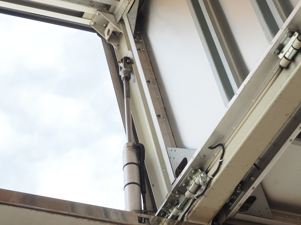 三菱ふそう スーパーグレート ウイング車 大型 QPG-FS64VZ 年式 H27[写真14]