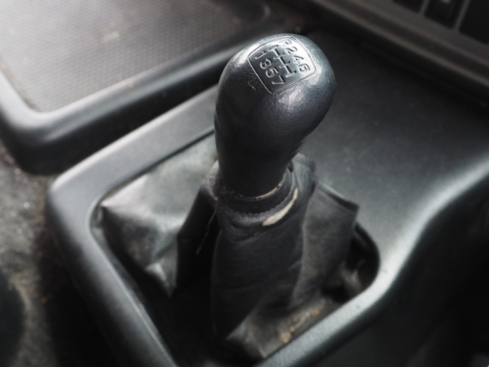 日野 プロフィア 平ボディ 大型 QPG-FR1EXEG 年式 H27[写真28]