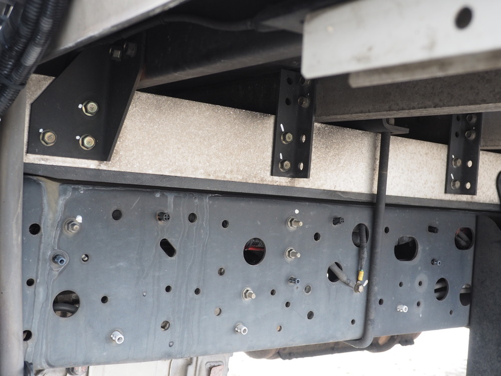 日野 レンジャープロ 冷凍バン 中型 TKG-FD9JLAA 年式 H29[写真28]