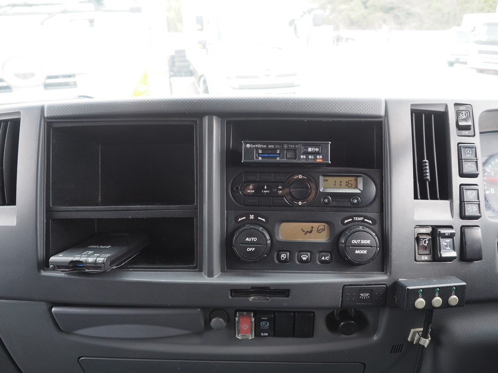 いすゞ フォワード ウイング車 中型 TKG-FRR90S2 年式 H28[写真39]