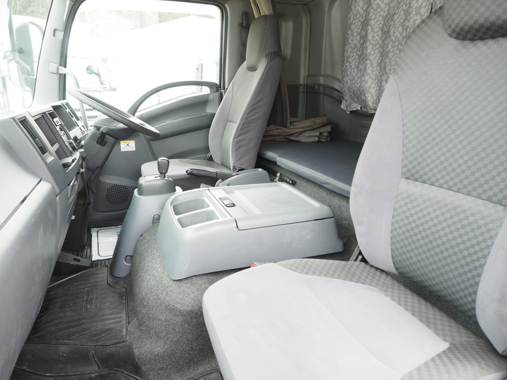 いすゞ フォワード ウイング車 中型 TKG-FRR90S2 年式 H28[写真42]