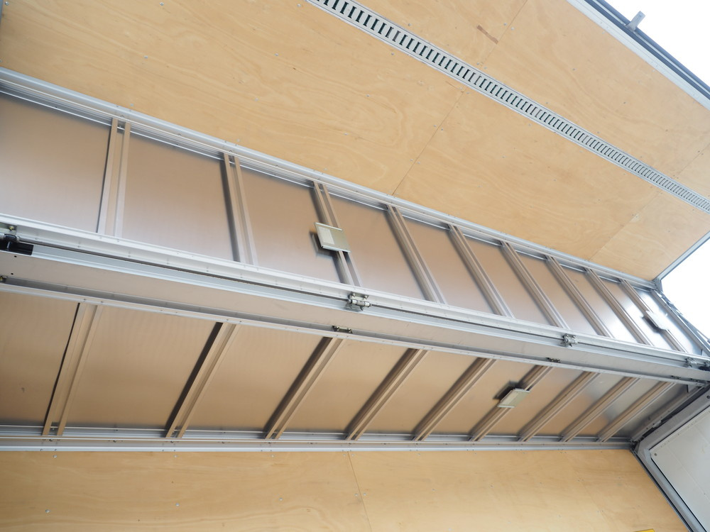 いすゞ フォワード ウイング車 中型 TKG-FRR90S2 年式 H28[写真21]