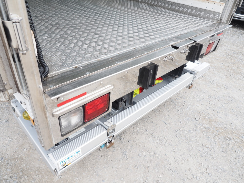 日野 レンジャー 冷凍バン 中型 2KG-FC2ABG 年式 H30[写真16]