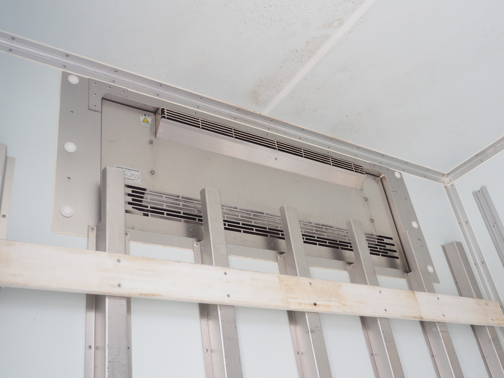 日野 レンジャー 冷凍バン 中型 2KG-FC2ABG 年式 H30[写真22]