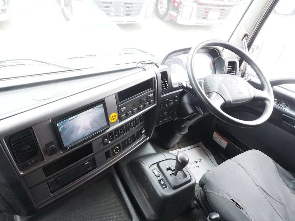 日野 プロフィア ウイング車 大型 QKG-FW1EXBG 年式 H26[写真32]