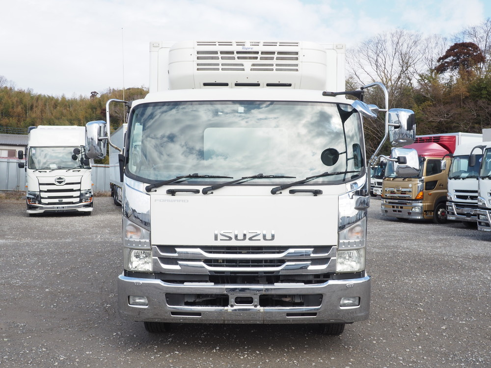 いすゞ フォワード 冷凍バン 中増t SKG-FSR90T2 年式 H27[写真03]