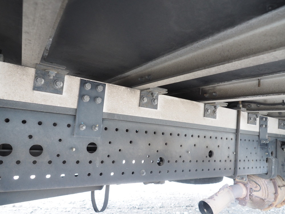 いすゞ フォワード 冷凍バン 中増t SKG-FSR90T2 年式 H27[写真34]