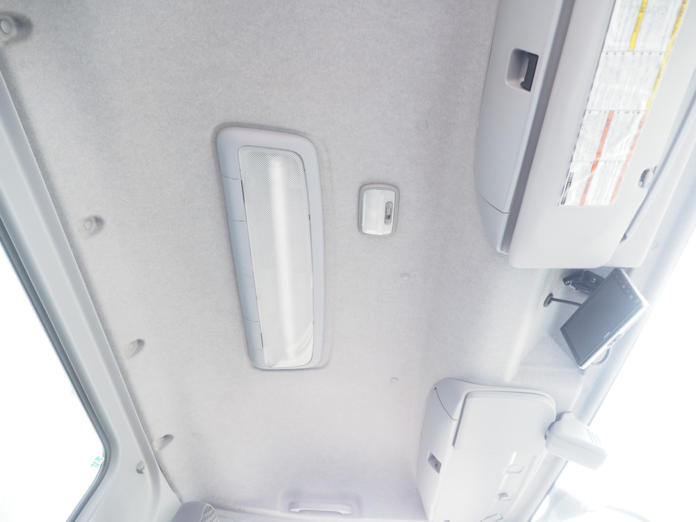 いすゞ フォワード 冷凍バン 中型 2PG-FRR90T2 年式 H30[写真34]