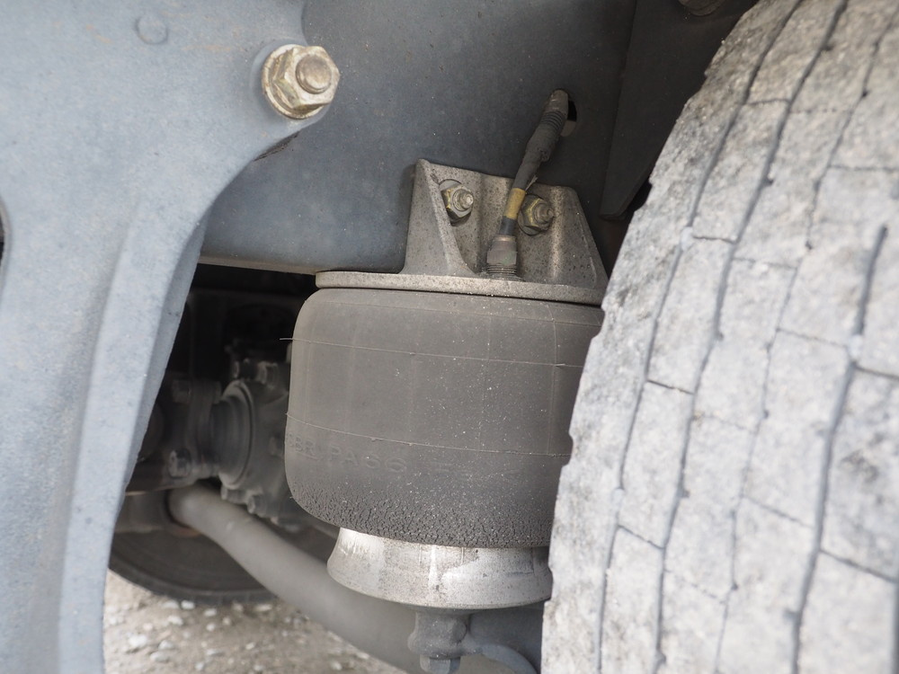 いすゞ フォワード 冷凍バン 中型 2PG-FRR90T2 年式 H30[写真36]