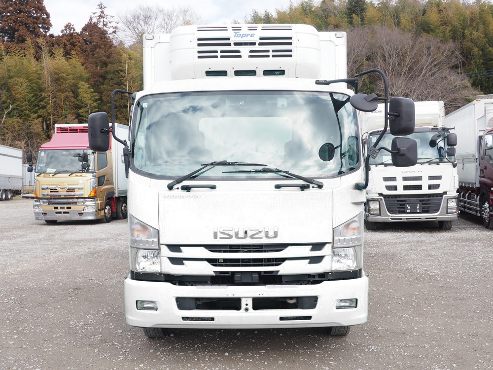 いすゞ フォワード 冷凍バン 中型 2PG-FRR90T2 年式 H30[写真02]