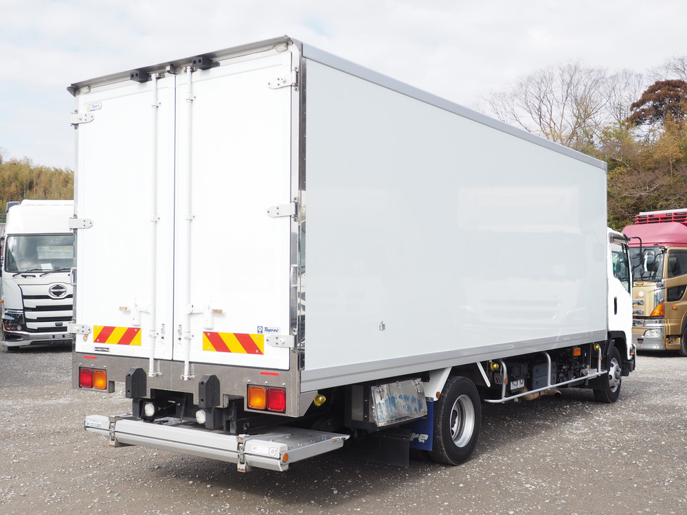 いすゞ フォワード 冷凍バン 中型 2PG-FRR90T2 年式 H30[写真04]