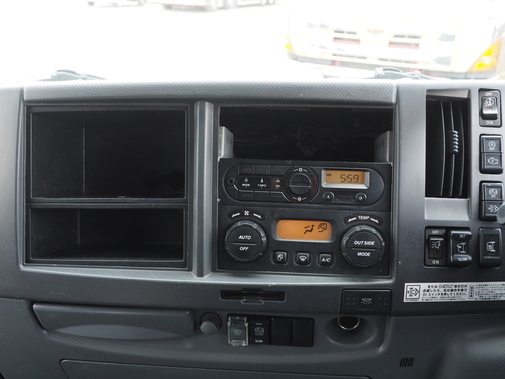 いすゞ フォワード ウイング車 中型 TKG-FRR90S2 年式 H27[写真35]