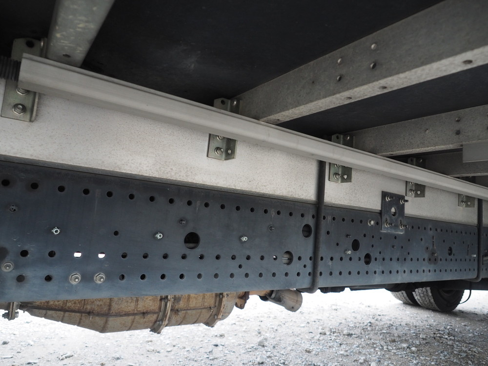 いすゞ フォワード ウイング車 中型 TKG-FRR90S2 年式 H27[写真40]