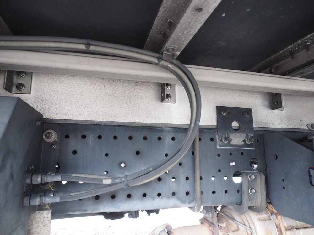 いすゞ フォワード ウイング車 中型 TKG-FRR90S2 年式 H27[写真41]