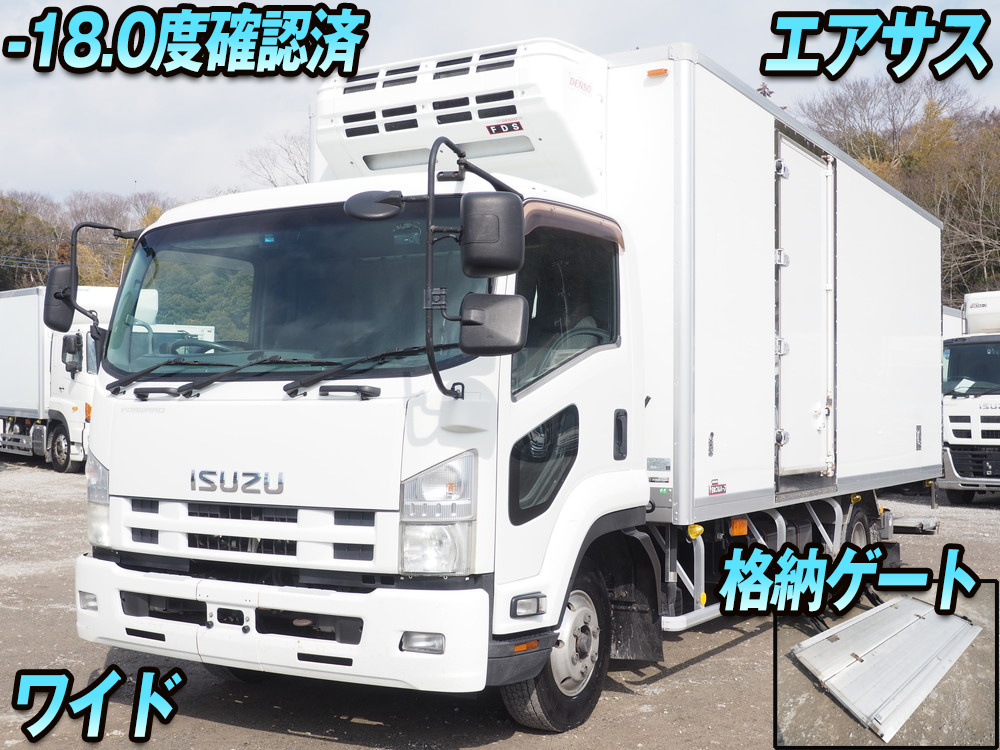 いすゞ フォワード 冷凍バン 中型 TKG-FRR90T2 年式 H26[写真01]