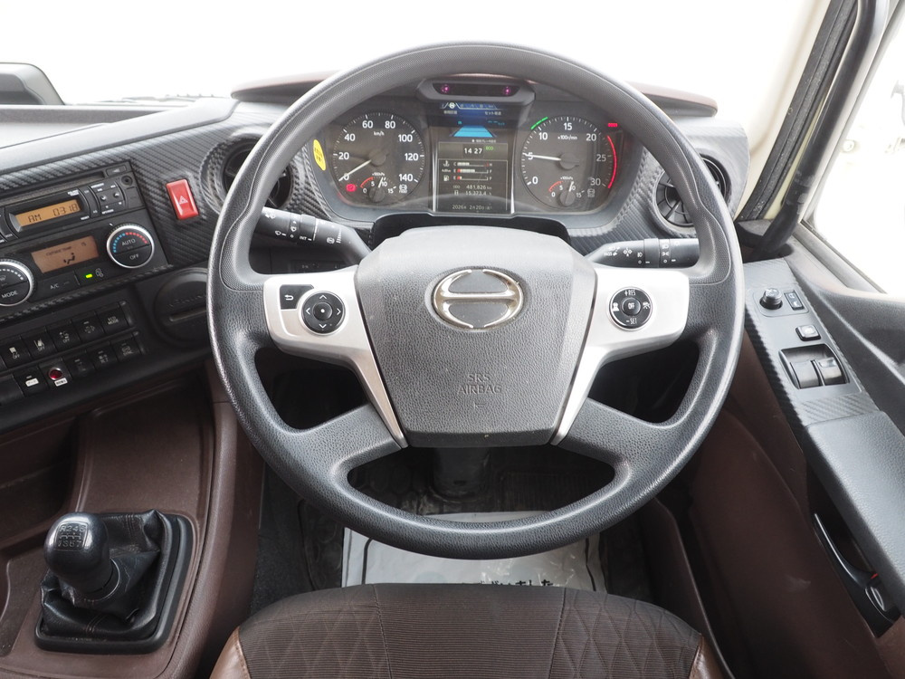 日野 プロフィア ウイング車 大型 2DG-FW1AHG 年式 R1[写真37]