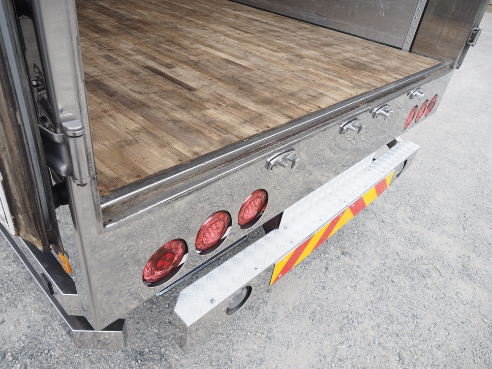 日野 プロフィア 冷凍ウイング 大型 QPG-FW1EXEG 年式 H27[写真31]