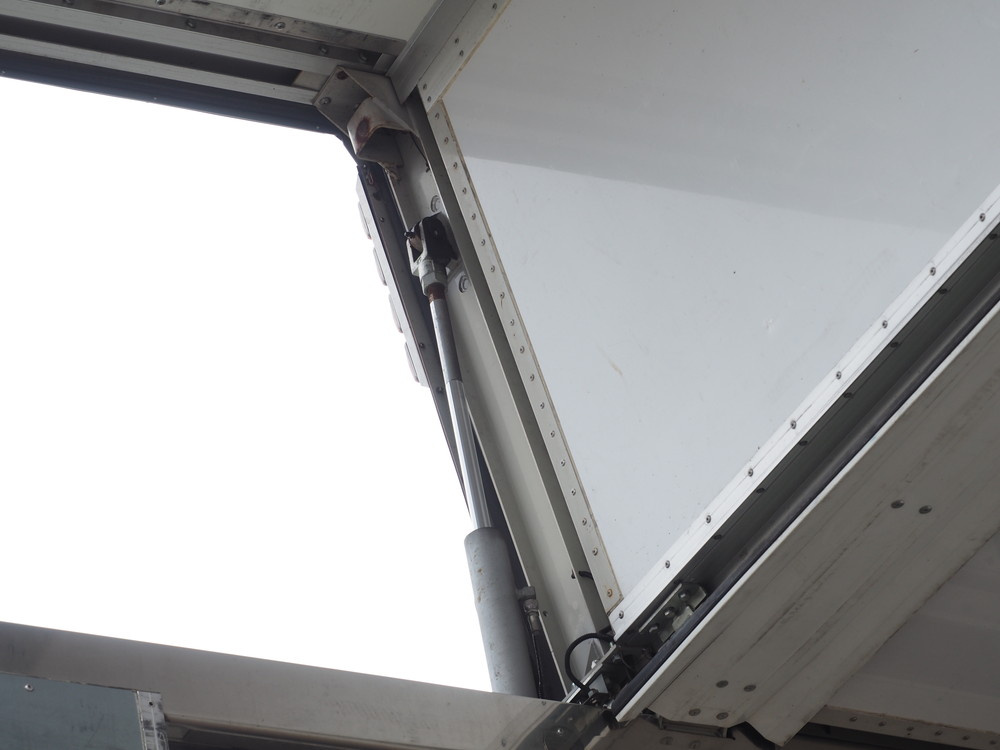 日野 プロフィア 冷凍ウイング 大型 QPG-FW1EXEG 年式 H27[写真16]