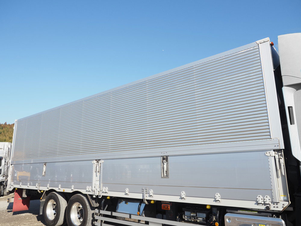 いすゞ ギガ ウイング車 大型 2PG-CYL77C 年式 H30[写真09]