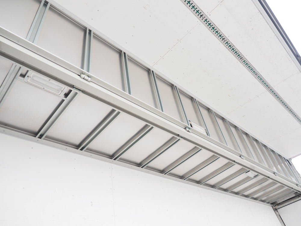 日野 プロフィア ウイング車 大型 2DG-FW1EHG 年式 R2[写真23]