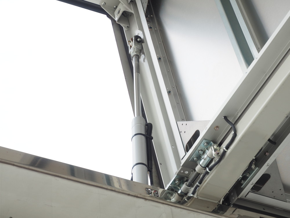 日野 プロフィア ウイング車 大型 2DG-FW1EHG 年式 R2[写真14]