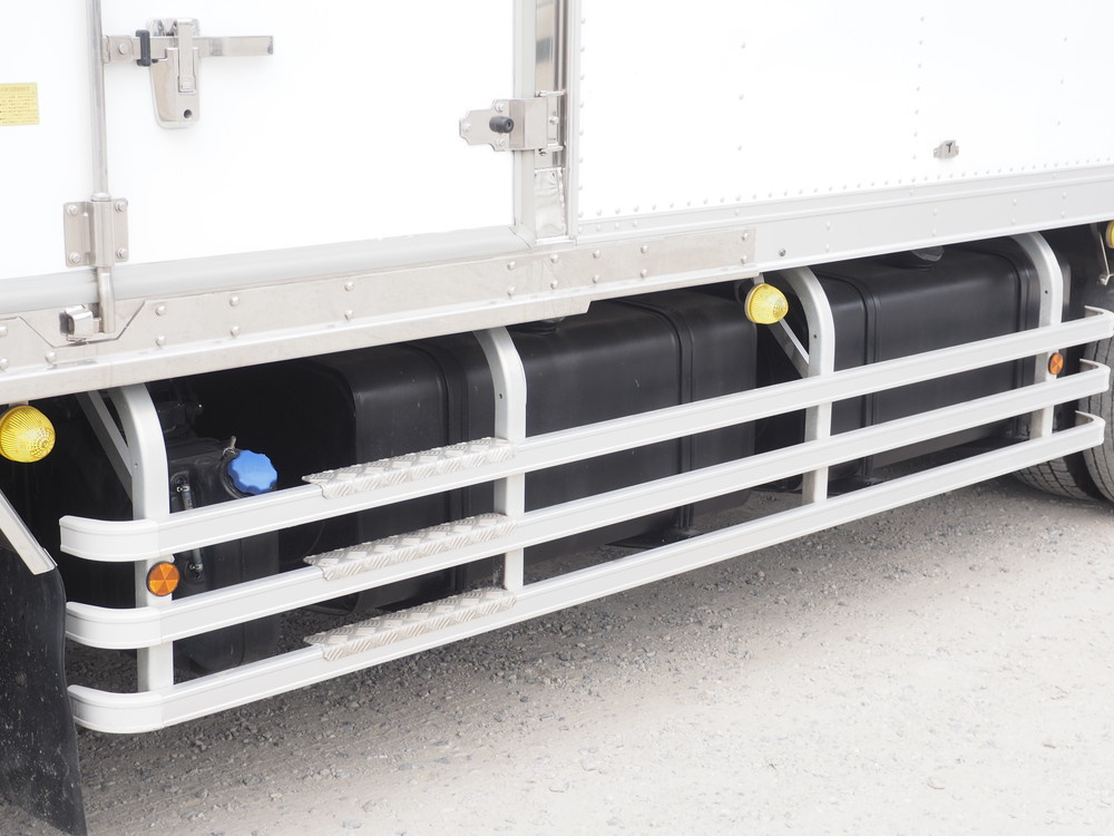 日野 プロフィア 冷凍バン 大型 2DG-FW1AHJ 年式 R1[写真13]