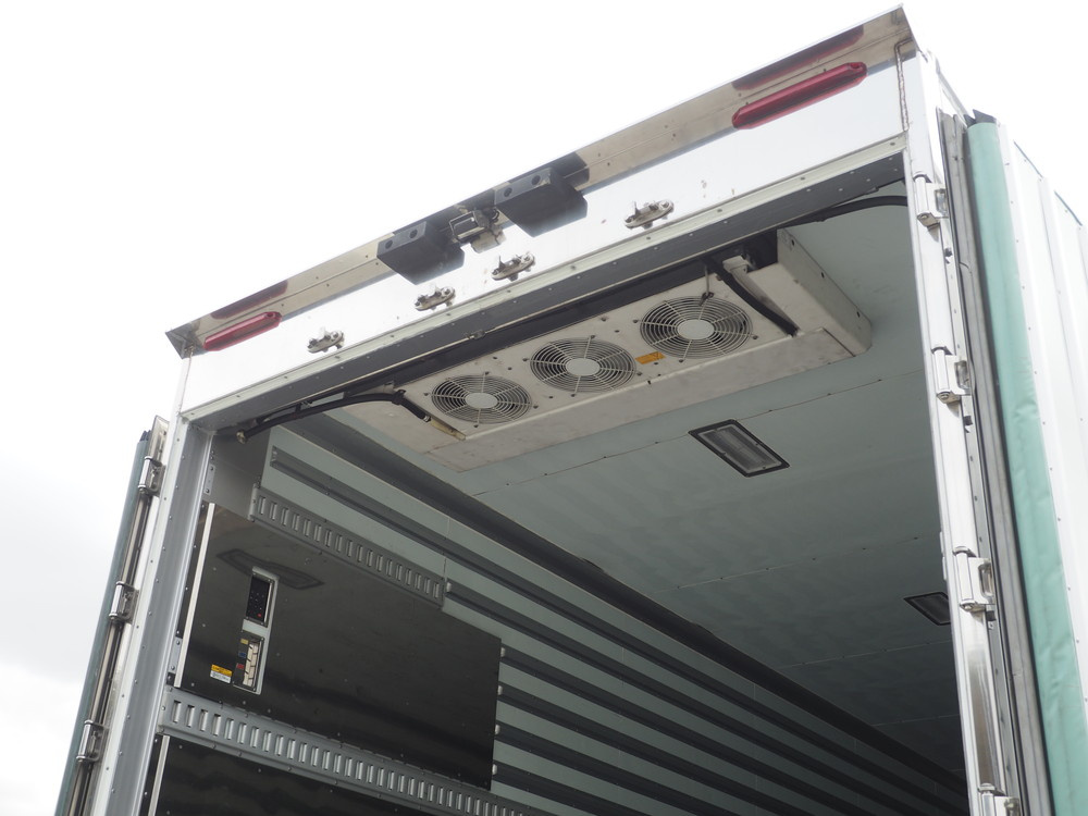 日野 プロフィア 冷凍バン 大型 2DG-FW1AHJ 年式 R1[写真17]