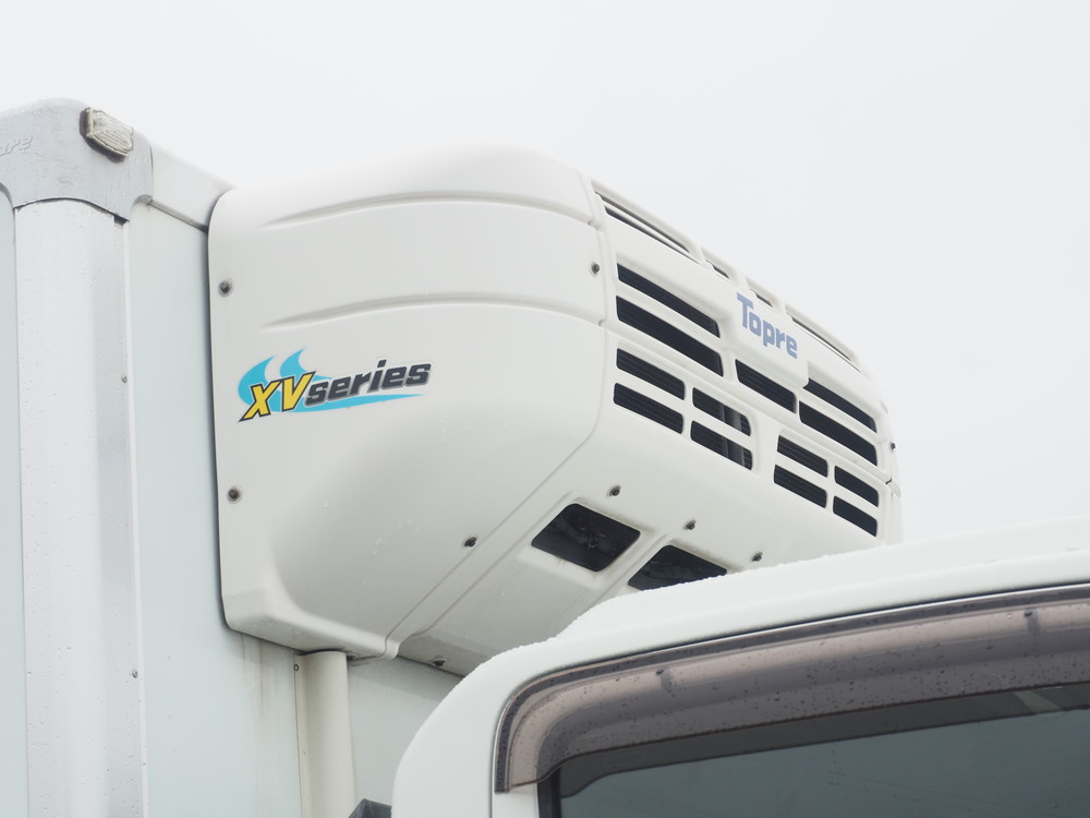 いすゞ フォワード 冷凍バン 中型 2PG-FRR90T2 年式 H30[写真07]