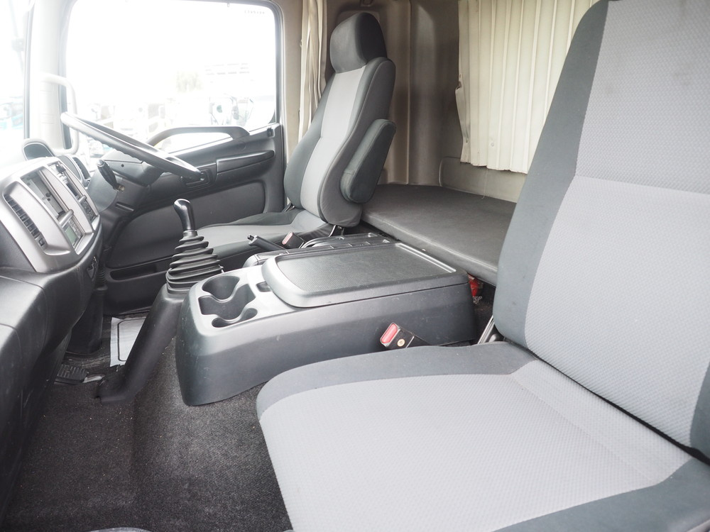 日野 レンジャープロ 冷凍バン 中増t QKG-FE7JPAG 年式 H28[写真31]