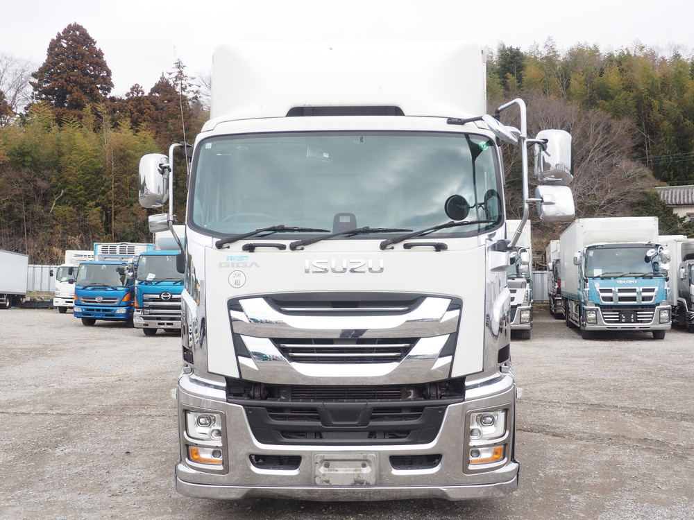 いすゞ ギガ ウイング車 大型 2PG-CYJ77C 年式 R3[写真03]