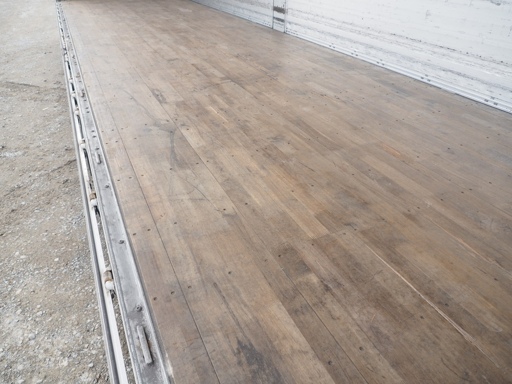 いすゞ ギガ ウイング車 大型 2PG-CYJ77C 年式 R3[写真25]