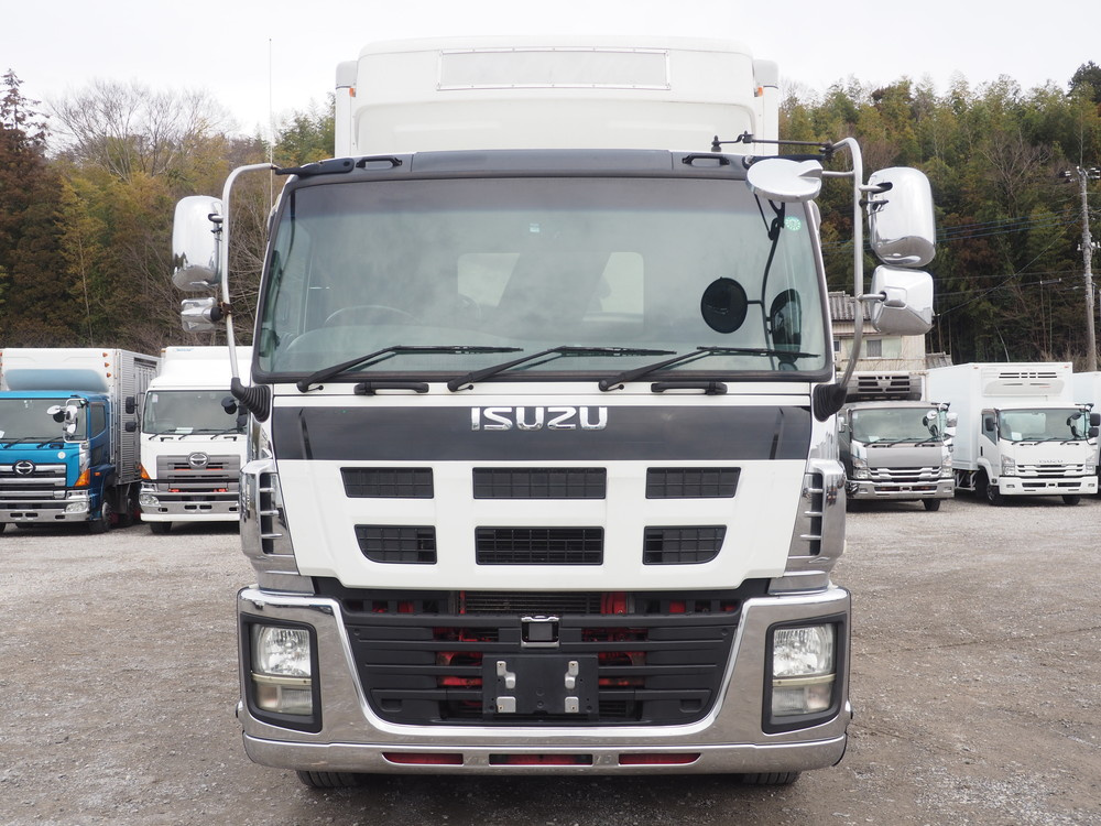 いすゞ ギガ 冷凍バン 大型 QKG-CYL77A 年式 H25[写真02]