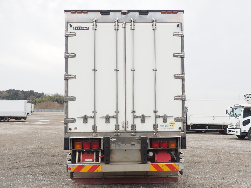 いすゞ ギガ 冷凍バン 大型 QKG-CYL77A 年式 H25[写真05]