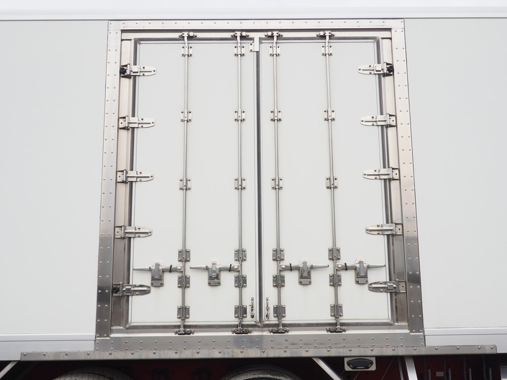 いすゞ ギガ 冷凍バン 大型 QKG-CYL77A 年式 H25[写真16]