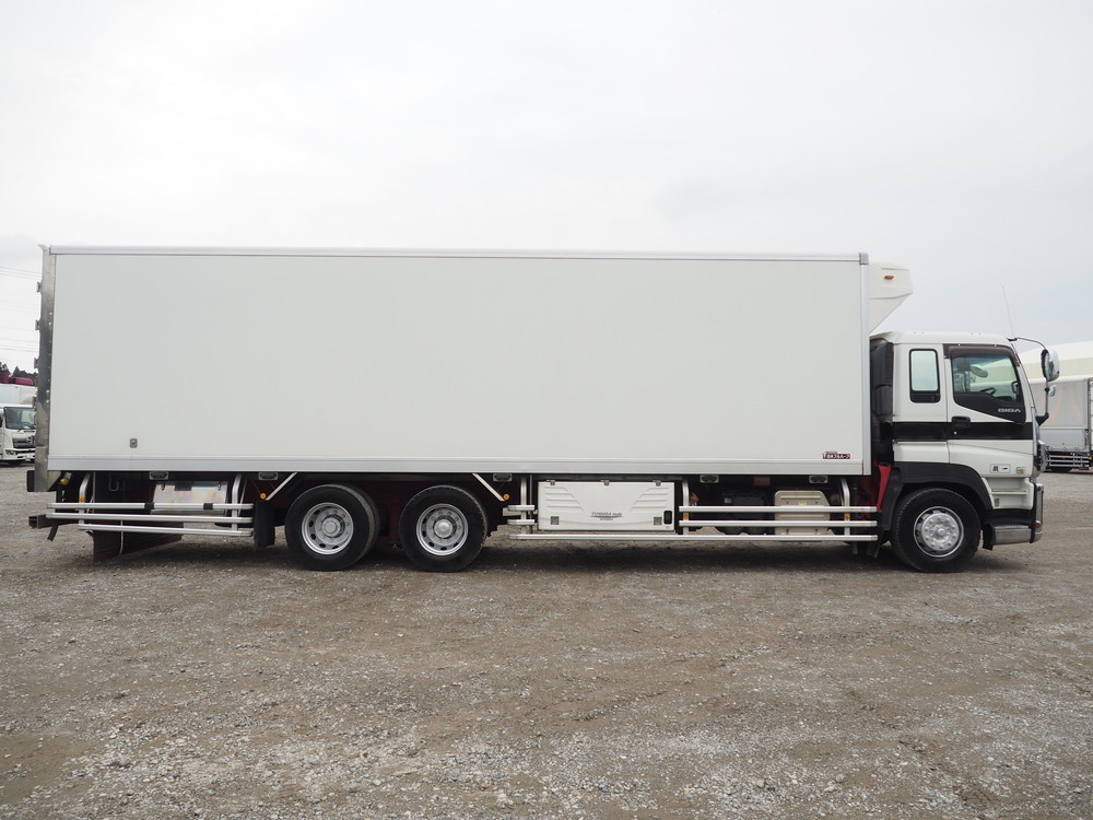 いすゞ ギガ 冷凍バン 大型 QKG-CYL77A 年式 H25[写真10]