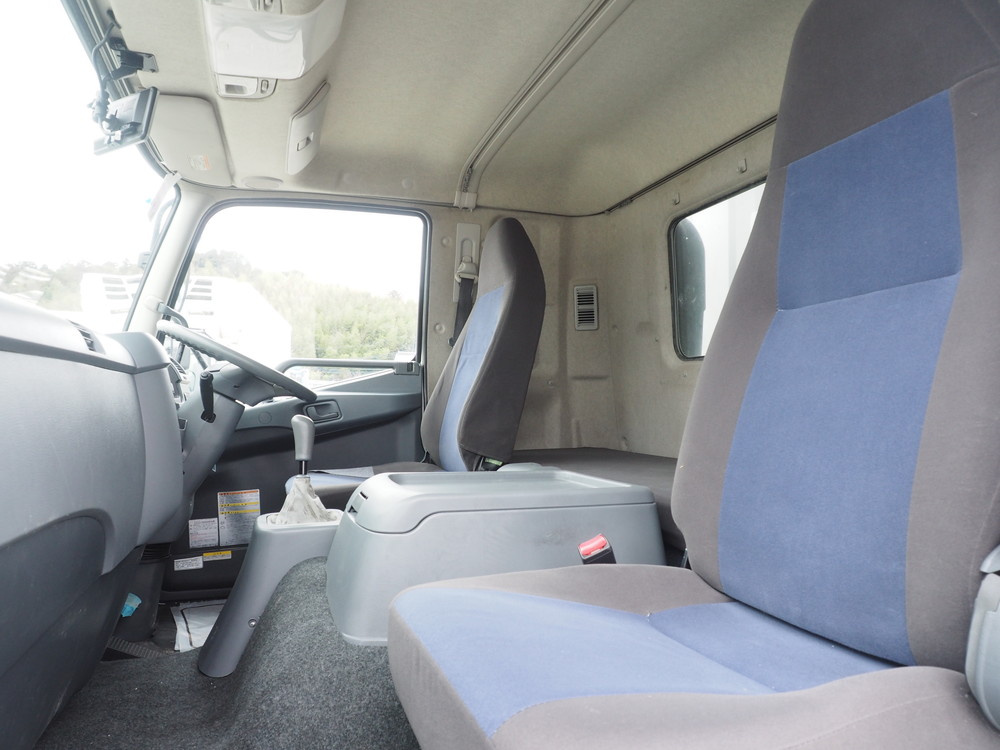 三菱ふそう ファイター ウイング車 中型 TKG-FK61F 年式 H26[写真38]