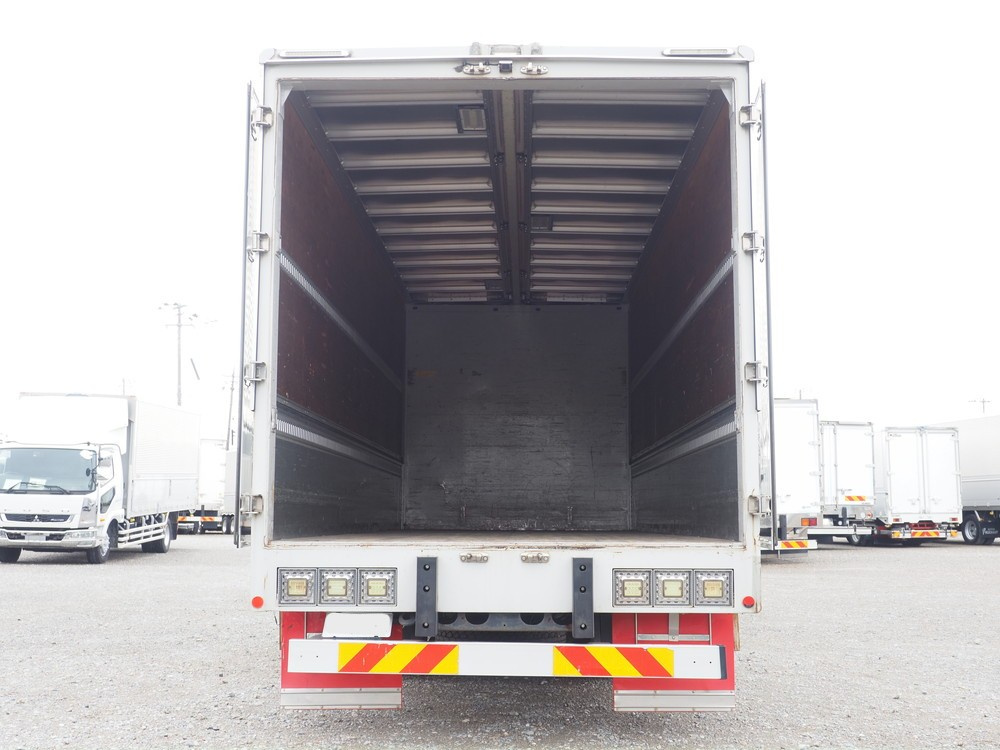 三菱ふそう ファイター ウイング車 中型 TKG-FK64F 年式 H27[写真20]