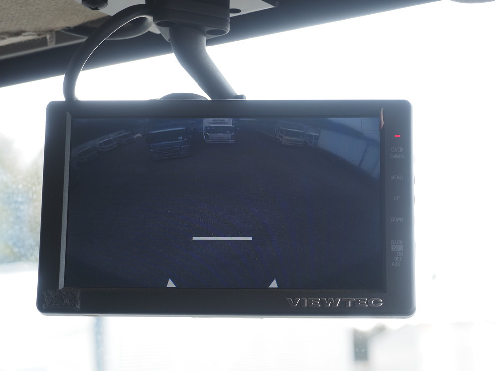 三菱ふそう ファイター ウイング車 中型 TKG-FK64F 年式 H27[写真31]