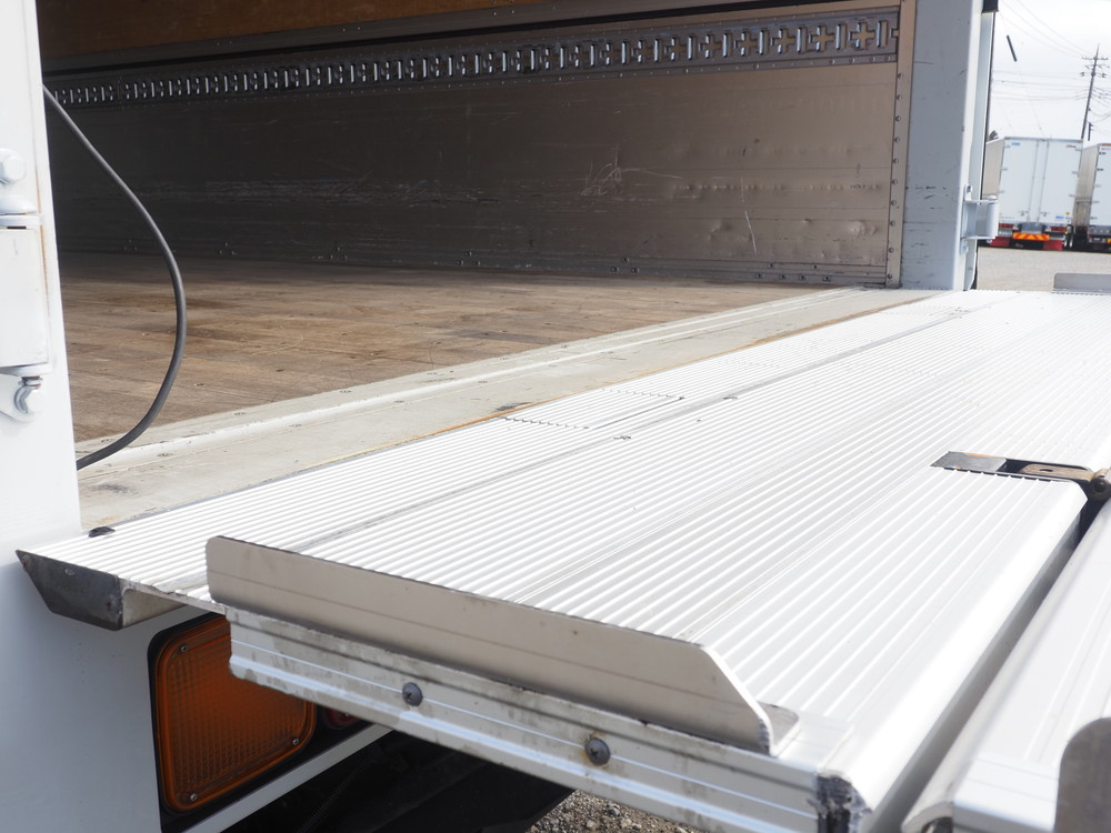 三菱ふそう ファイター ウイング車 中増t 2KG-FK65FZ 年式 R1[写真34]