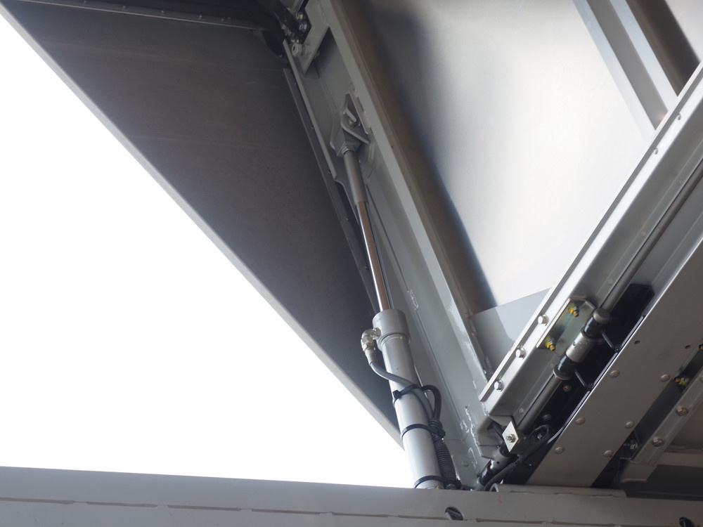 いすゞ フォワード ウイング車 中型 TKG-FRR90S2 年式 H28[写真14]