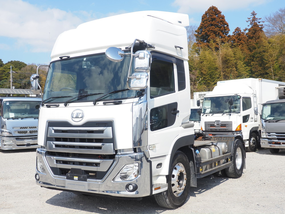 UDトラックス クオン トラクタ 大型 2PG-GK5AAD 年式 R4[写真01]