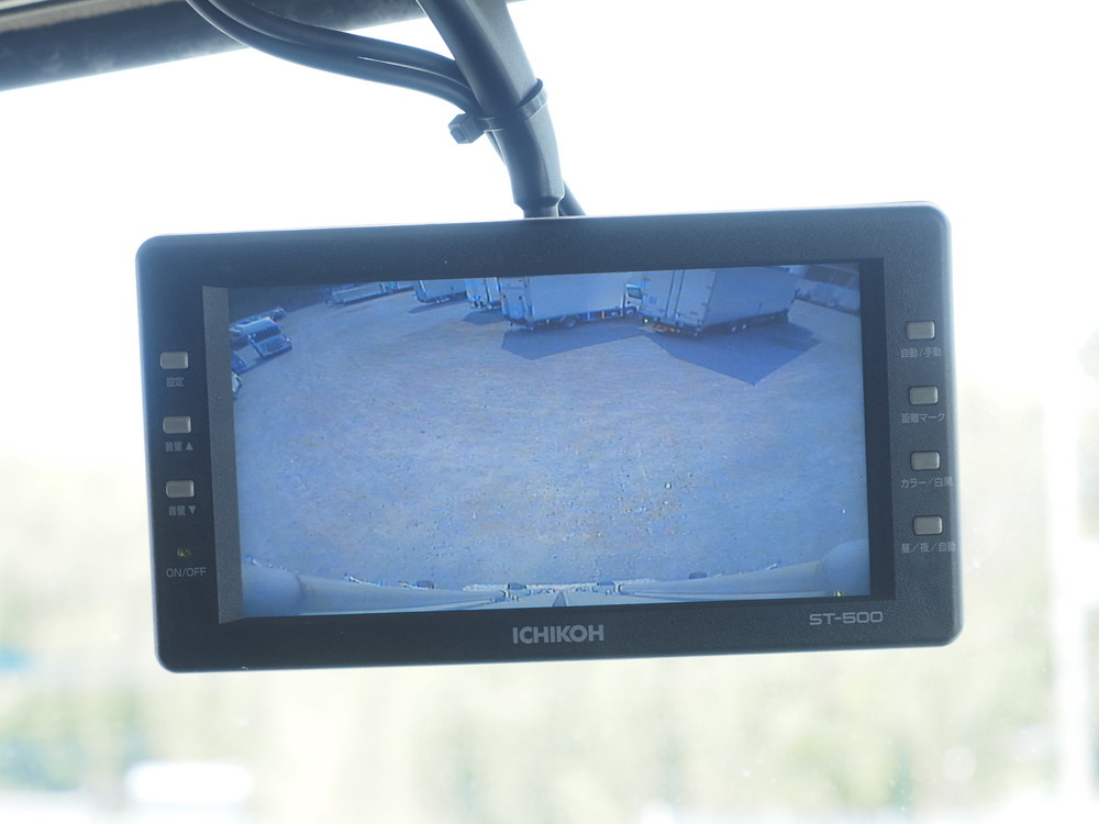 三菱ふそう ファイター 冷凍バン 中増t TKG-FK62FY 年式 H27[写真26]