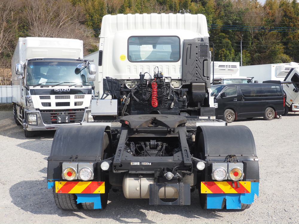 いすゞ ギガ トラクタ 大型 QKG-EXD52BD 年式 H28[写真05]